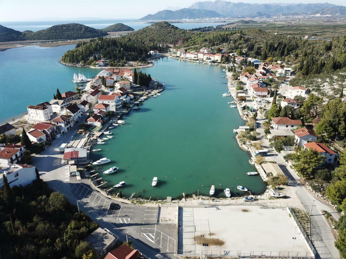 Apartments Azzurro Blace Eksteriør bilde